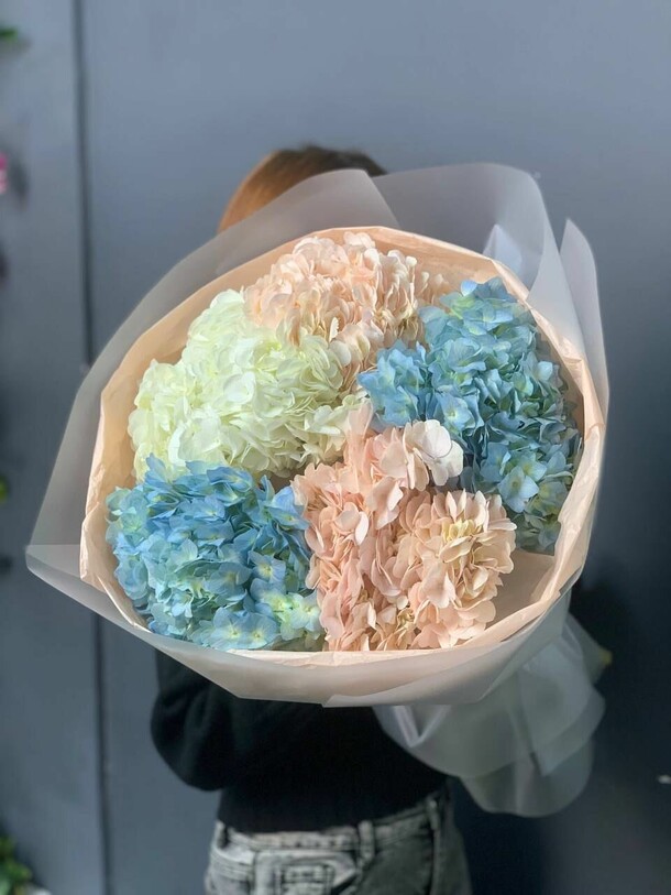 Пышные гортензии, артикул F1345441 - 5100 рублей, доставка по городу. Flawery - доставка цветов