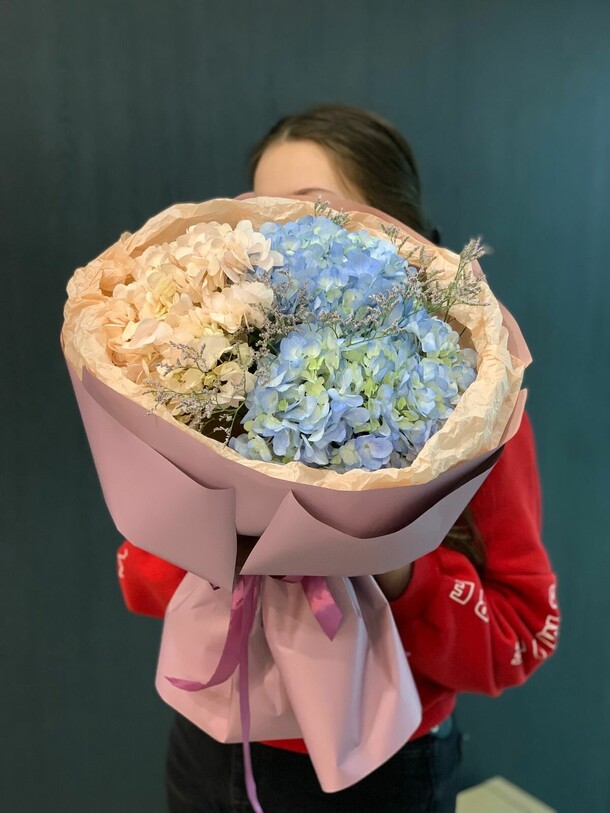 Гортензии, артикул F1348264 - 3700 рублей, доставка по городу. Flawery - доставка цветов