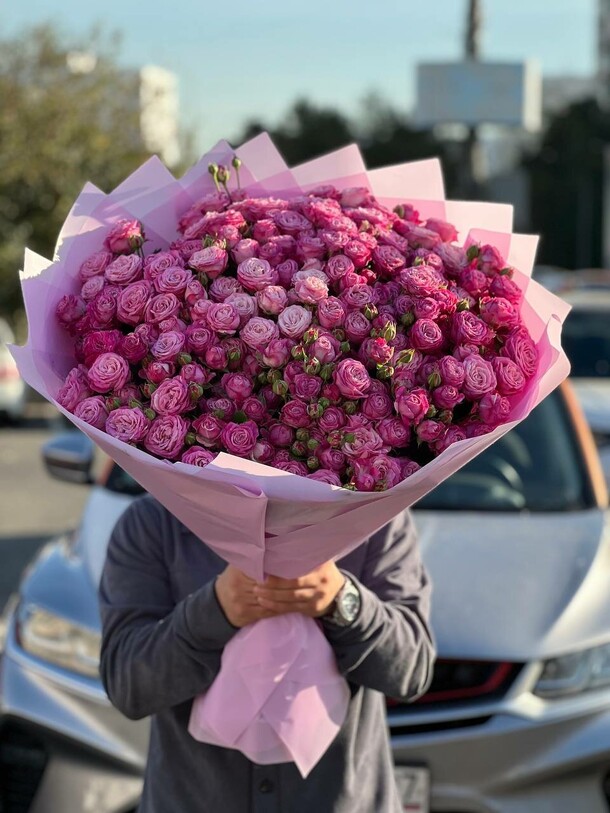 Кустовая роза пионовидная, артикул F1338545 - 33129 рублей, доставка по городу. Flawery - доставка цветов