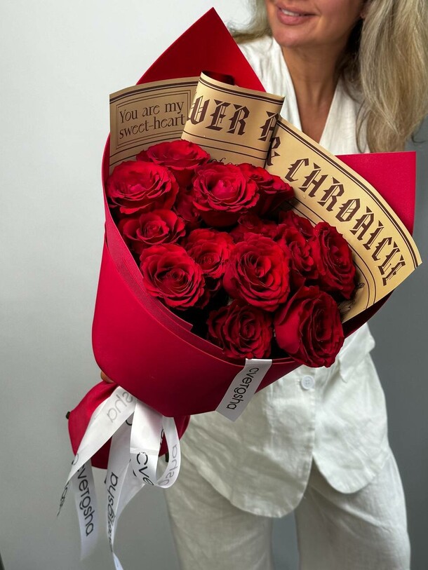 Букет из роз "пылающая страсть", артикул F1294901 - 4560 рублей, доставка по городу. Flawery - доставка цветов