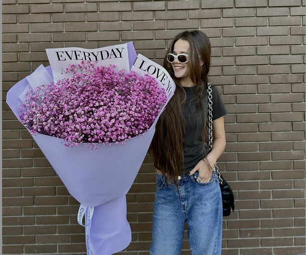 Огромный букет из гипсофилы, артикул F1331007 - 6640 рублей, доставка по городу. Flawery - доставка цветов