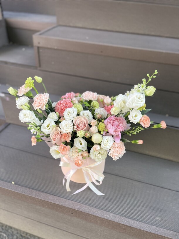 Летняя композиция, артикул F1428597 - 9550 рублей, доставка по городу. Flawery - доставка цветов