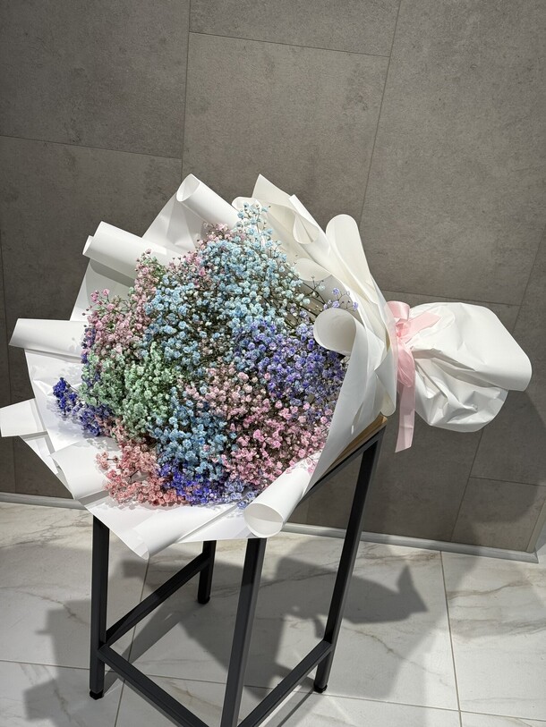 Букет из гипсофилы, артикул F1345475 - 7260 рублей, доставка по городу. Flawery - доставка цветов