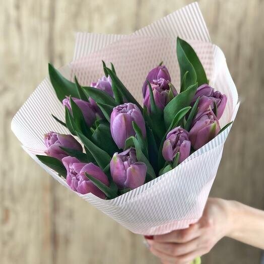 Букет тюльпанов, артикул F1351790 - 3520 рублей, доставка по городу. Flawery - доставка цветов