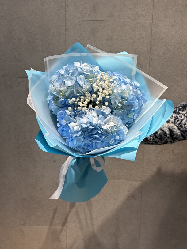 Букет сборный, артикул F1360041 - 5280 рублей, доставка по городу. Flawery - доставка цветов