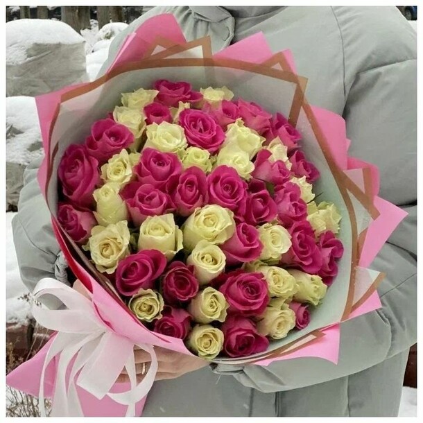 Букет из 51 розы, артикул F1378389 - 13475 рублей, доставка по городу. Flawery - доставка цветов