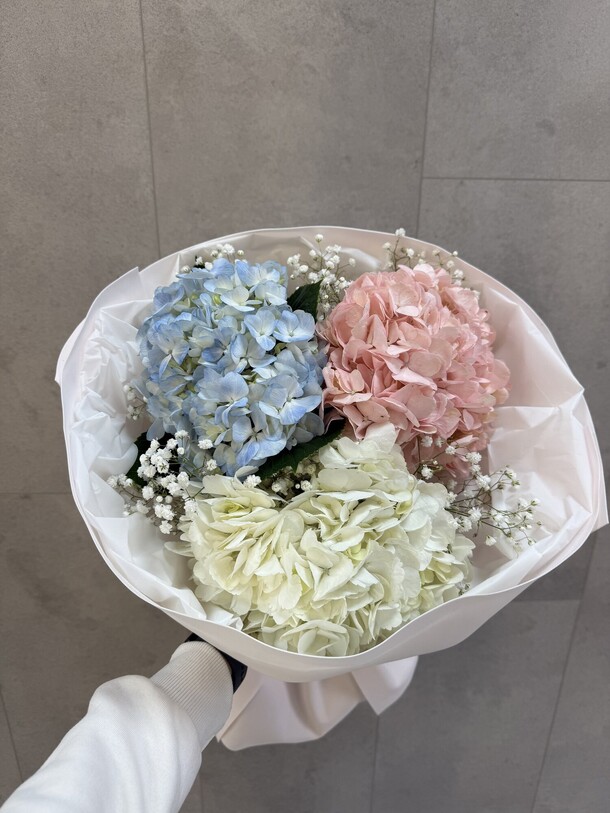 Гортензии, артикул F1379621 - 5775 рублей, доставка по городу. Flawery - доставка цветов