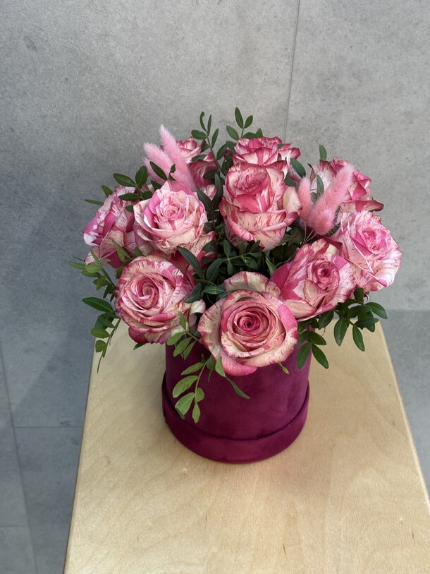 Розы необычные, артикул F1384086 - 4650 рублей, доставка по городу. Flawery - доставка цветов