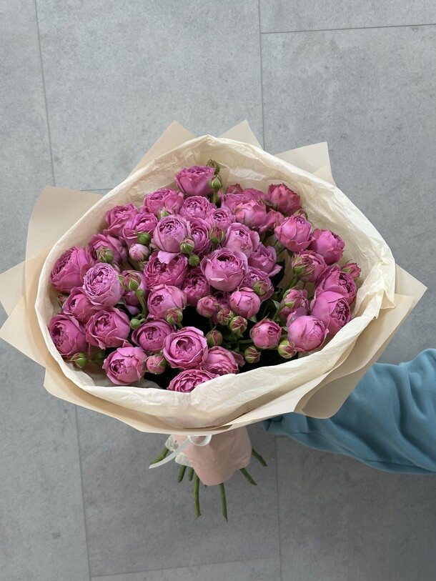 Букет пионовидных роз, артикул F1393926 - 9020 рублей, доставка по городу. Flawery - доставка цветов