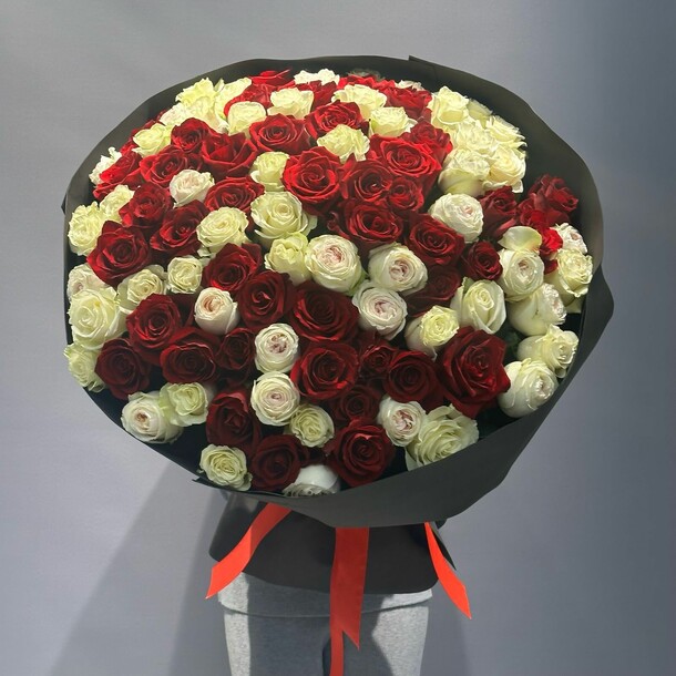 101 роза эквадор, артикул F1408723 - 62480 рублей, доставка по городу. Flawery - доставка цветов