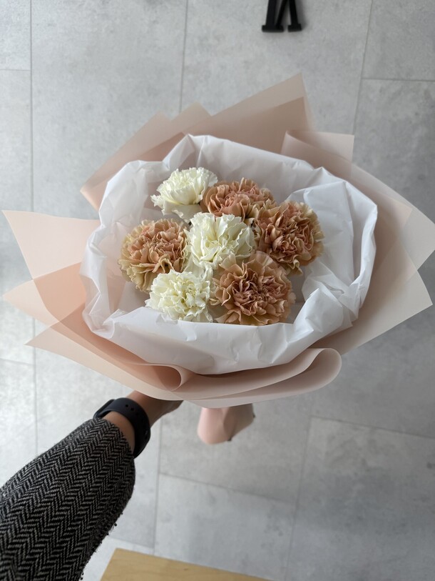 Букет диантусов, артикул F1414884 - 2640 рублей, доставка по городу. Flawery - доставка цветов