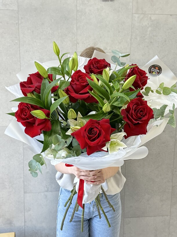 Букет королевский, артикул F1436436 - 13283 рублей, доставка по городу. Flawery - доставка цветов