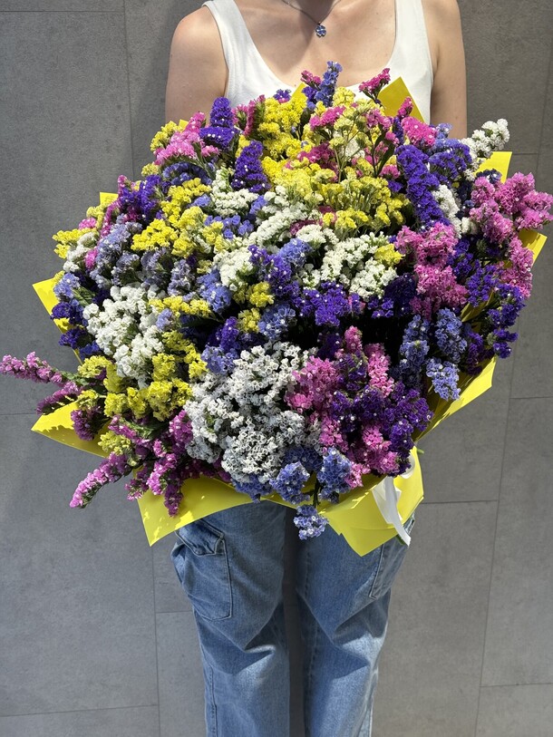 Яркость статицы🔥, артикул F1447926 - 17738 рублей, доставка по городу. Flawery - доставка цветов