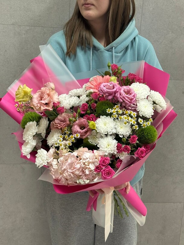 Букет « розовое настроение», артикул F1471985 - 11385 рублей, доставка по городу. Flawery - доставка цветов