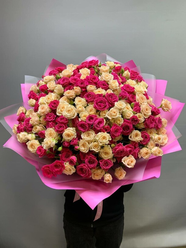 51 кустовая роза, артикул F1503010 - 26400 рублей, доставка по городу. Flawery - доставка цветов