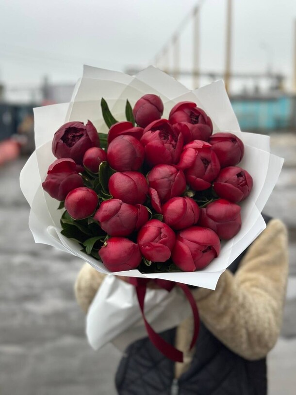 19 пион, артикул F1367183 - 17500 рублей, доставка по городу. Flawery - доставка цветов