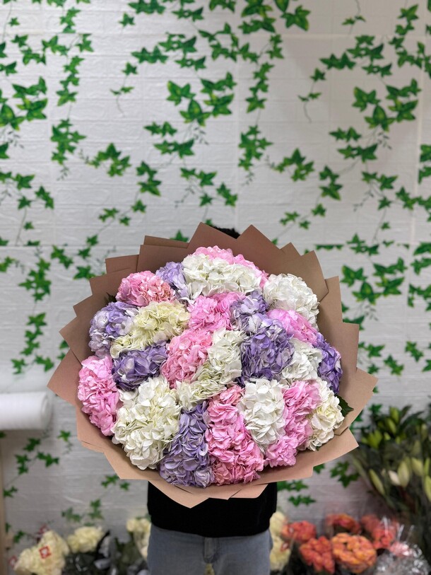 Гортензии 21, артикул F1384417 - 20900 рублей, доставка по городу. Flawery - доставка цветов