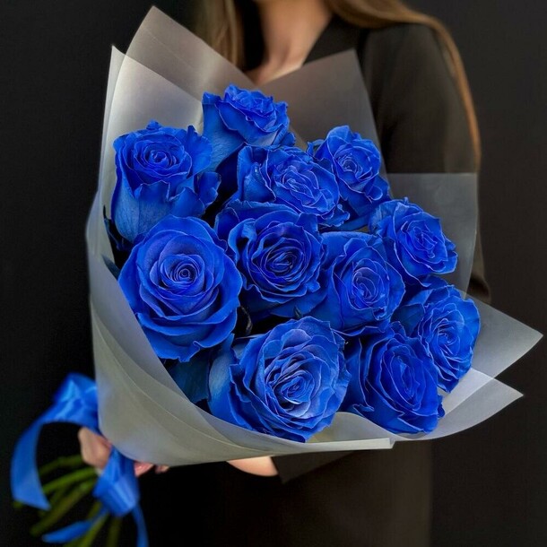 Букет из 11 синих роз (мб 102), артикул F1375791 - 10718 рублей, доставка по городу. Flawery - доставка цветов