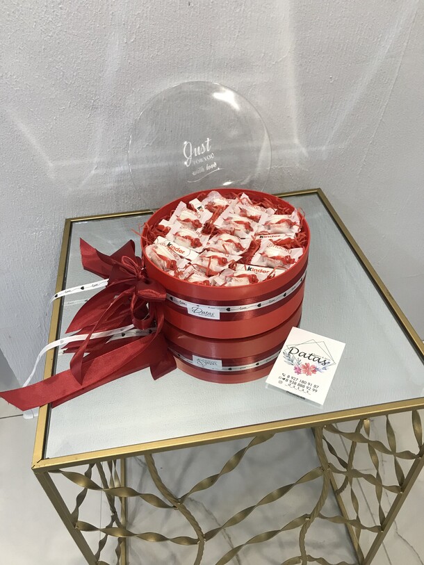 Коробка -сюрприз, артикул F1155285 - 3850 рублей, доставка по городу. Flawery - доставка цветов