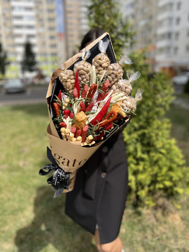 Съедобный , мясной букет «идеал», артикул F1313196 - 9151 рублей, доставка по городу. Flawery - доставка цветов