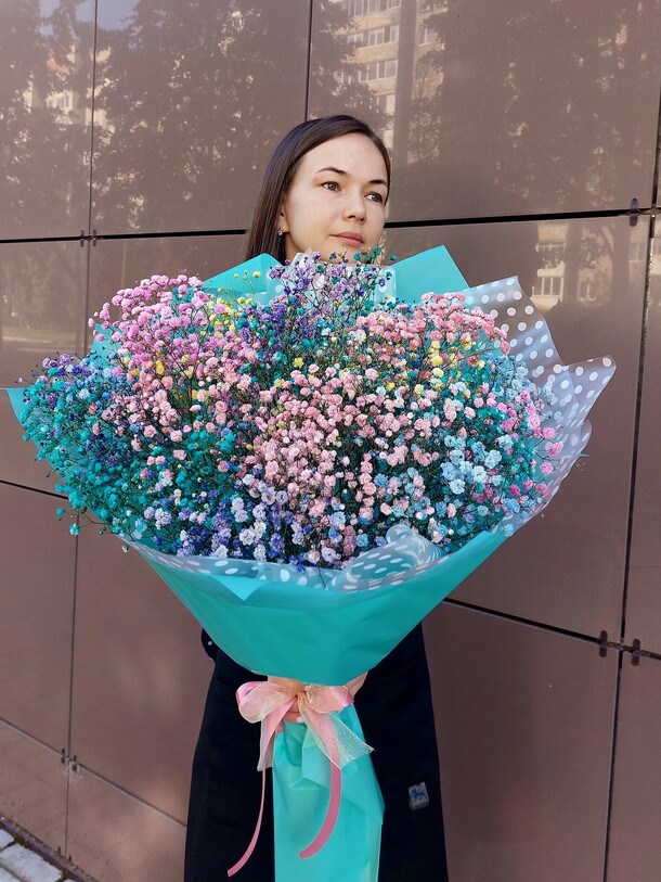 Букет из радужной гипсофилы, артикул F1134790 - 3850 рублей, доставка по городу. Flawery - доставка цветов