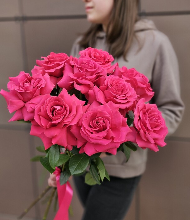 Ажурные розы в ленту, артикул F1284274 - 4840 рублей, доставка по городу. Flawery - доставка цветов