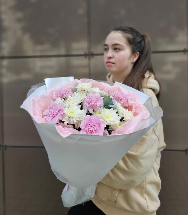 Комплимент пуш, артикул F1470654 - 3245 рублей, доставка по городу. Flawery - доставка цветов