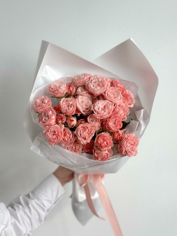 Пионовидная роза bombastic, артикул F1211528 - 6500 рублей, доставка по городу. Flawery - доставка цветов