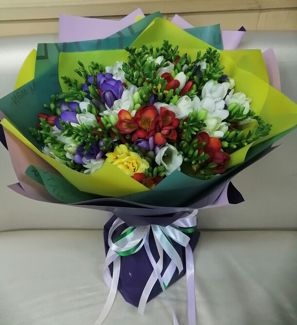 Весенний аромат, артикул F105663 - 8990 рублей, доставка по городу. Flawery - доставка цветов