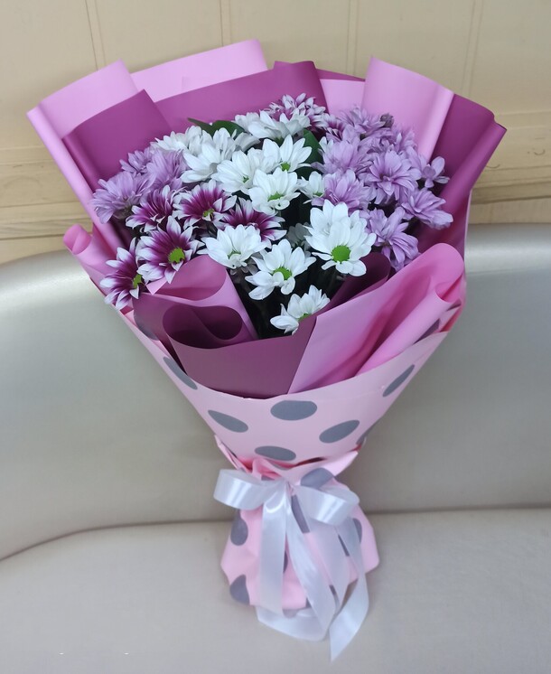 Кустовые хризантемы, артикул F1142607 - 2550 рублей, доставка по городу. Flawery - доставка цветов