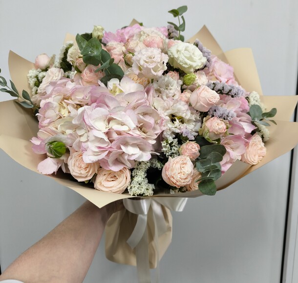 Венский вальс, артикул F1328769 - 9750 рублей, доставка по городу. Flawery - доставка цветов