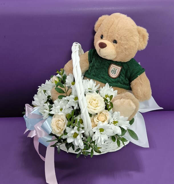 Цветочный мишка, артикул F1400707 - 3990 рублей, доставка по городу. Flawery - доставка цветов