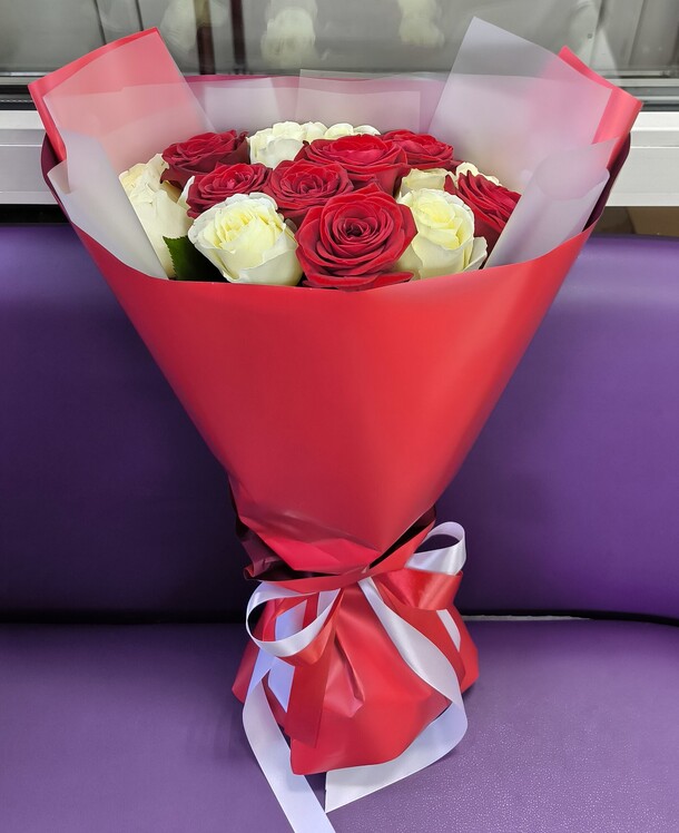 Просто розы, артикул F1446438 - 3990 рублей, доставка по городу. Flawery - доставка цветов