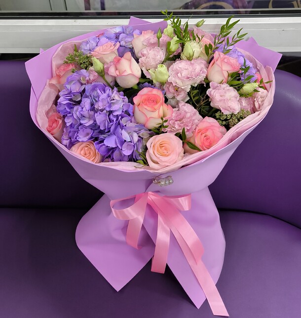 Не просто цветы, артикул F1458222 - 7990 рублей, доставка по городу. Flawery - доставка цветов