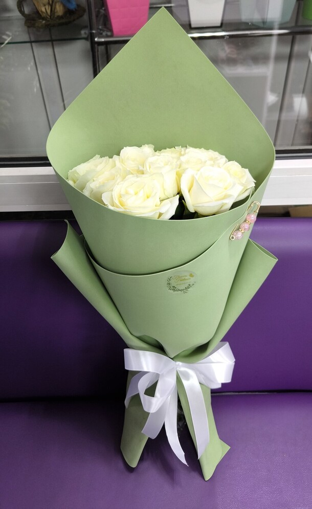 Просто белые розы, артикул F1458278 - 2990 рублей, доставка по городу. Flawery - доставка цветов