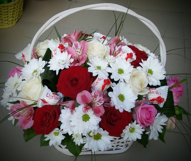 Сердечная благодарность, артикул F53136 - 9900 рублей, доставка по городу. Flawery - доставка цветов