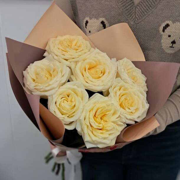 Ароматные пионовидные розы, артикул F1354193 - 4484 рублей, доставка по городу. Flawery - доставка цветов