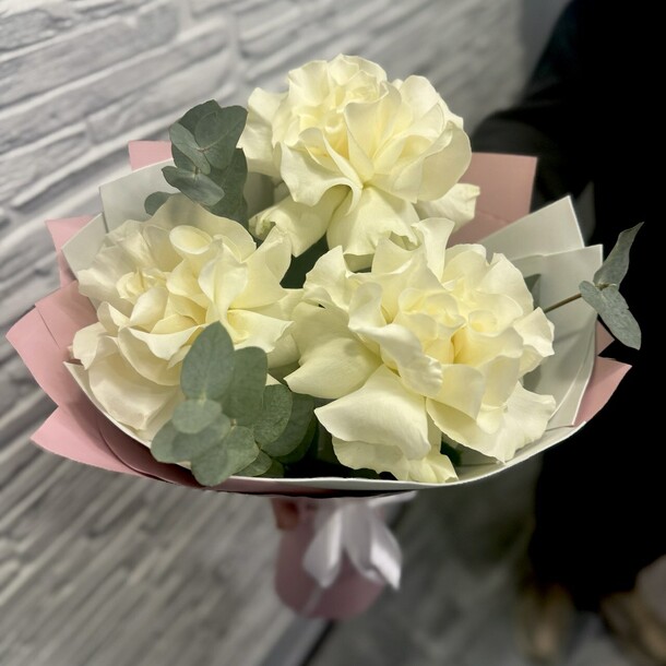 Букет французских роз ( хит продаж), артикул F1351174 - 3513 рублей, доставка по городу. Flawery - доставка цветов