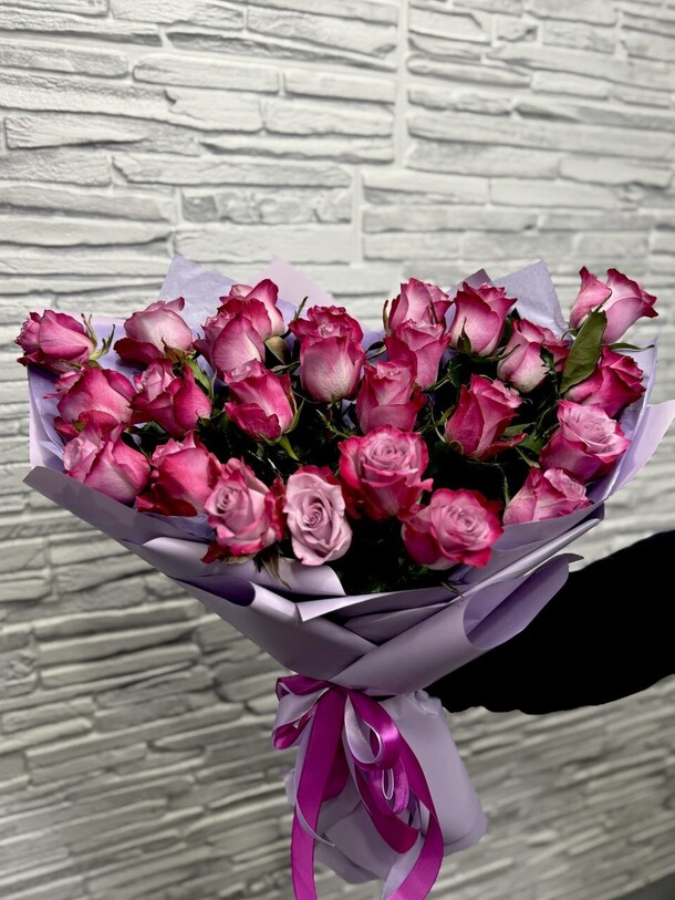 Букет роз, артикул F1351224 - 11595 рублей, доставка по городу. Flawery - доставка цветов