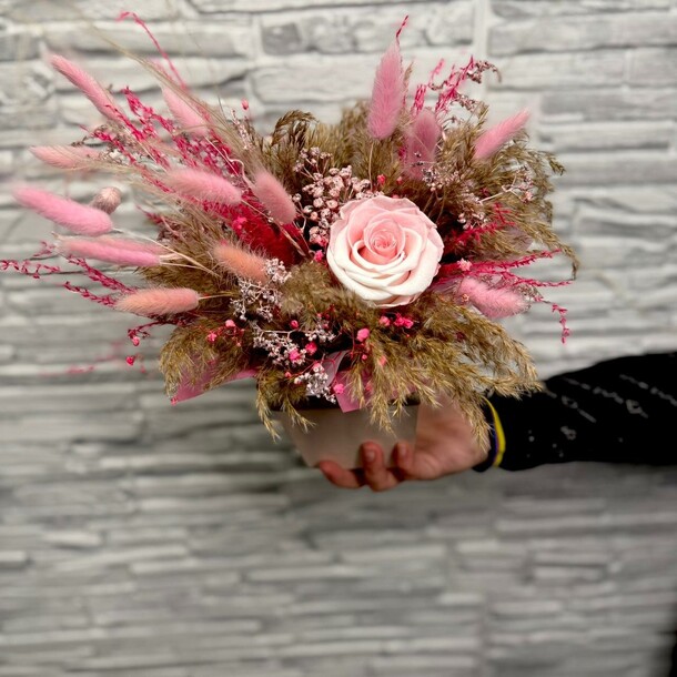 Композиция из сухоцветов, артикул F1367346 - 4606 рублей, доставка по городу. Flawery - доставка цветов