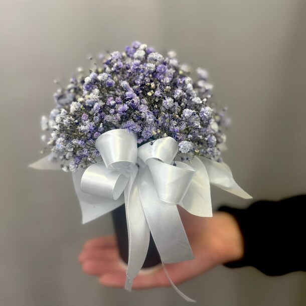 Гипсофила в кофейном стаканчике, артикул F1380782 - 2013 рублей, доставка по городу. Flawery - доставка цветов