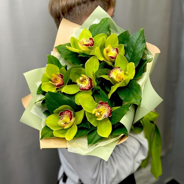 Букет орхидеи, артикул F1391456 - 5794 рублей, доставка по городу. Flawery - доставка цветов