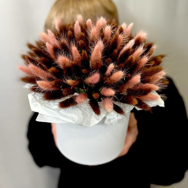 Ларгус в коробке, артикул F1399977 - 5310 рублей, доставка по городу. Flawery - доставка цветов