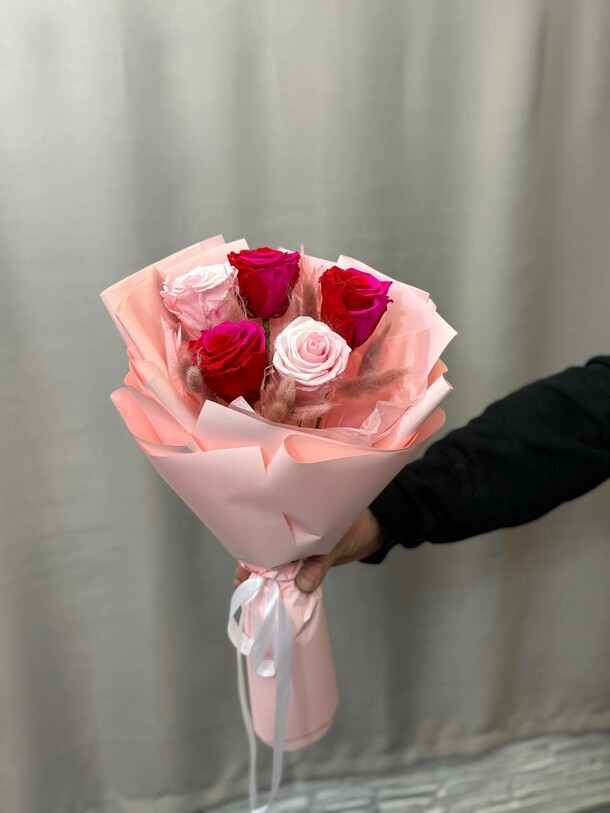 Стабилизированная роза, артикул F1399980 - 8902 рублей, доставка по городу. Flawery - доставка цветов