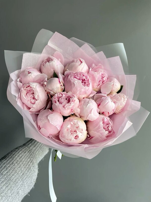 Пионы букет 15 шт «berry love», артикул F1425457 - 18900 рублей, доставка по городу. Flawery - доставка цветов