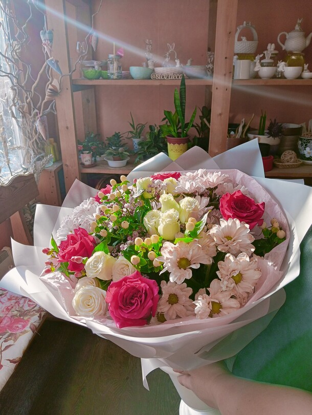 Летний микс, артикул F1350339 - 7360 рублей, доставка по городу. Flawery - доставка цветов