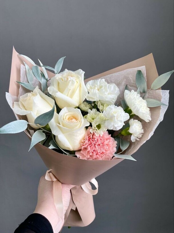 Букет алиса, артикул F1350417 - 5035 рублей, доставка по городу. Flawery - доставка цветов