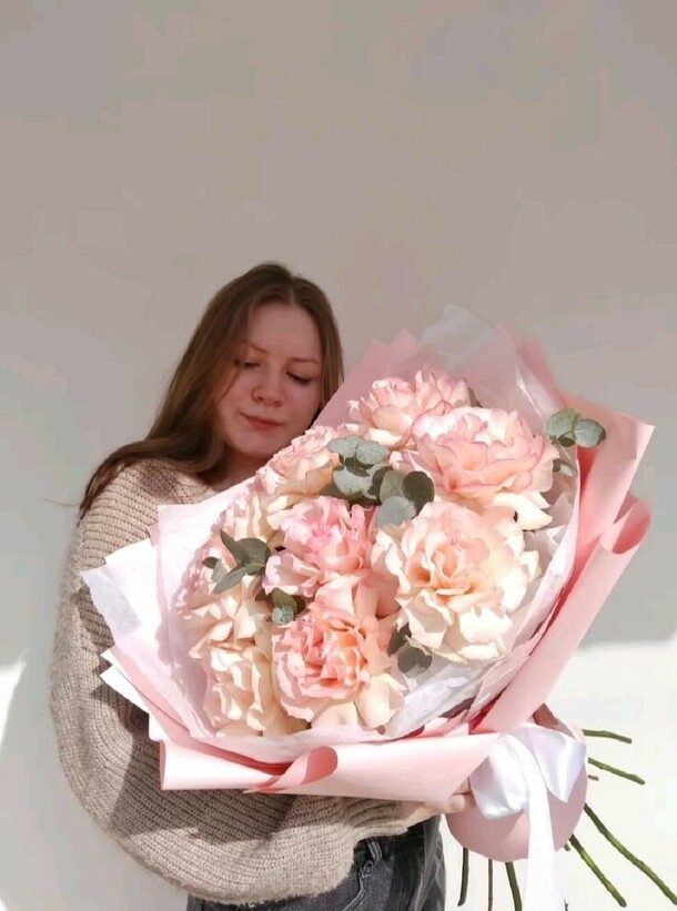 Французская роза, артикул F1354893 - 7767 рублей, доставка по городу. Flawery - доставка цветов