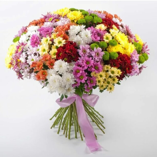 51 разноцветная кустовая хризантема, артикул F1362151 - 35272 рублей, доставка по городу. Flawery - доставка цветов