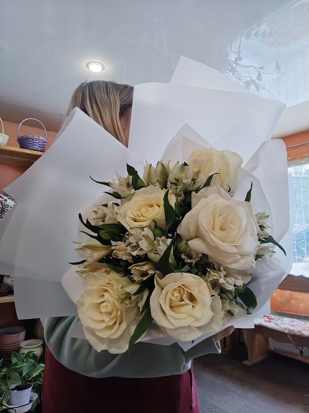 Белый лебедь, артикул F1366449 - 7321 рублей, доставка по городу. Flawery - доставка цветов